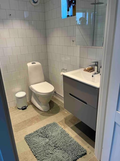 Вилла Mini House Gribbylund Экстерьер фото