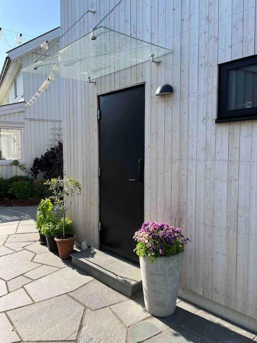 Вилла Mini House Gribbylund Экстерьер фото