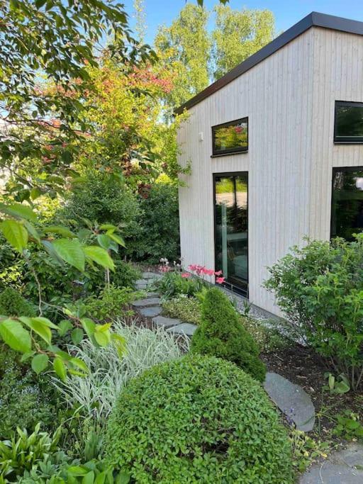 Вилла Mini House Gribbylund Экстерьер фото