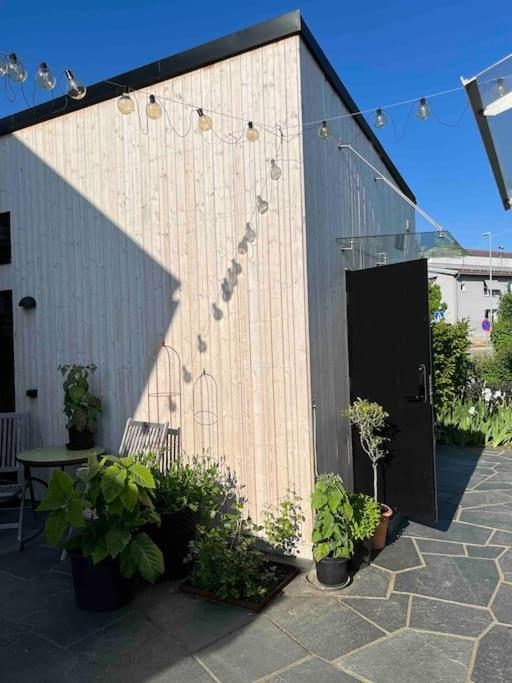Вилла Mini House Gribbylund Экстерьер фото