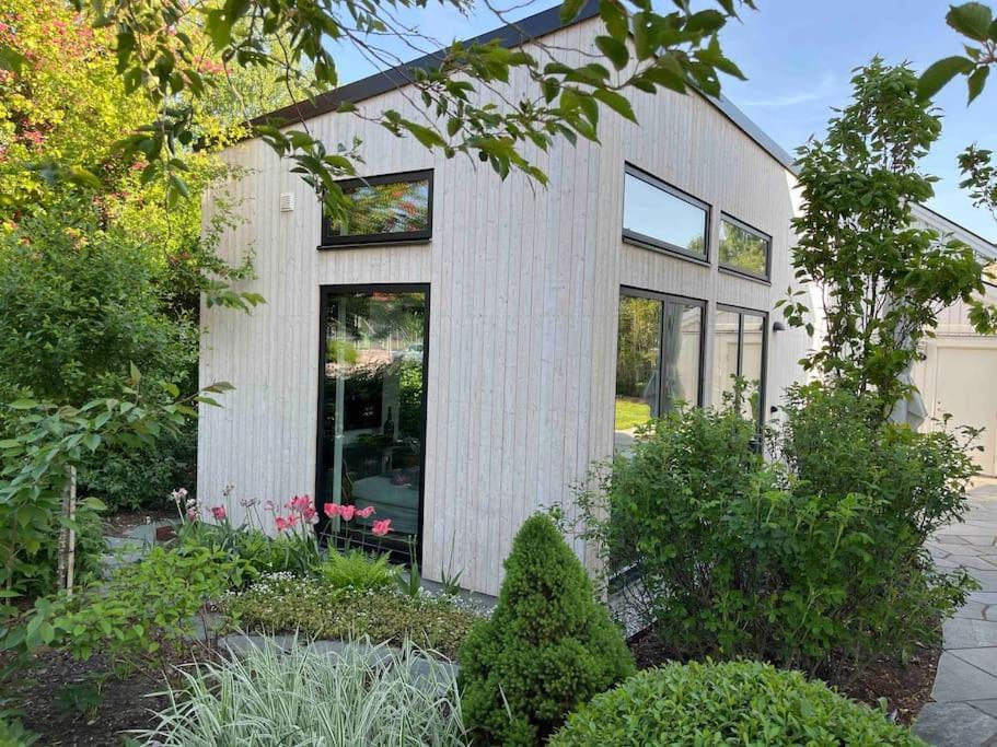 Вилла Mini House Gribbylund Экстерьер фото